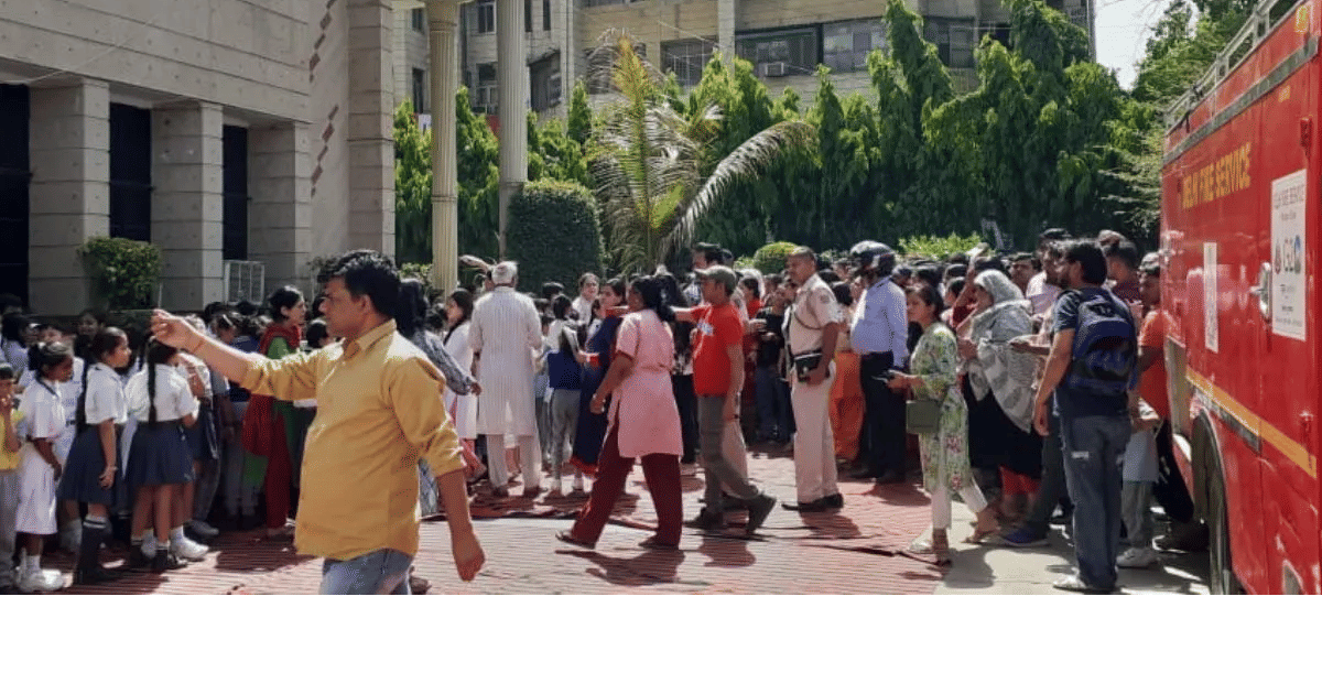 गुरुग्राम के 10 स्कूलों को बम से उड़ाने की धमकी, पुलिस और बम स्क्वॉड की जांच जारी