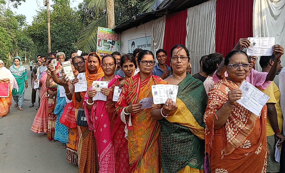 West Bengal Election 2026 Phase 2 Voting Live: 142 सीटों पर वोटिंग जारी, 1 बजे तक 61% से अधिक मतदान  