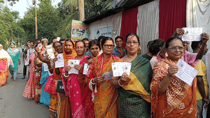 West Bengal Election 2026 Phase 2 Voting Live: 142 सीटों पर वोटिंग जारी, 1 बजे तक 61% से अधिक मतदान