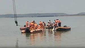 जबलपुर बांध हादसा: मृतकों की संख्या को लेकर स्थिति स्पष्ट नहीं, सवालों के घेरे में प्रशासन और सरकार