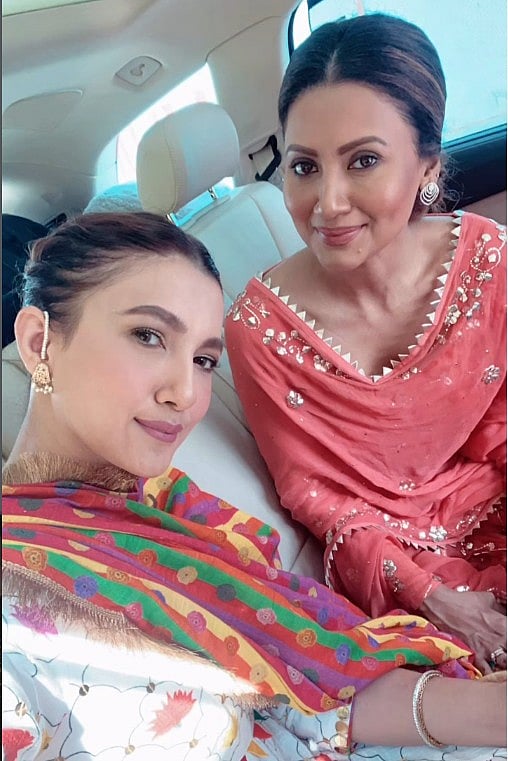 सिनेजीवन: शबाना आजमी ने शेयर की 'खास' तस्वीर और सतिंदर सरताज के फैन हुए सनी देओल