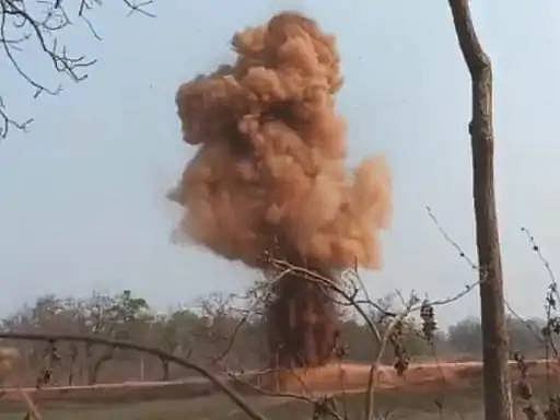 बड़ी खबर LIVE: कांकेर-नारायणपुर बॉर्डर पर IED ब्लास्ट, DRG के 3 जवान जख्मी          