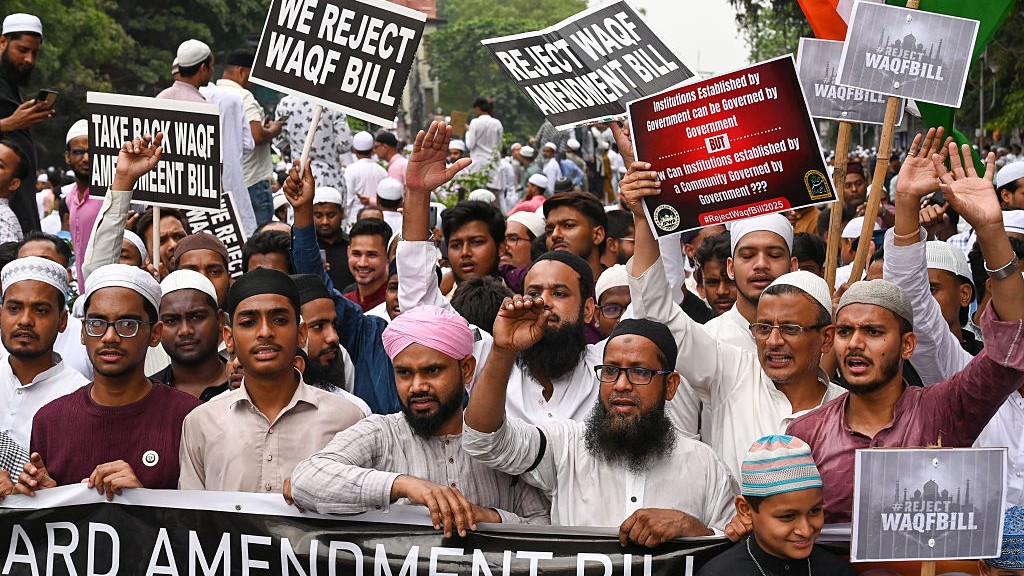 वक्फ बिल : कोई 'उम्मीद' बर नहीं आती...