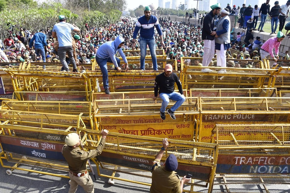 Union ministers hold talks with farmer leaders in bid to dissuade them from ‘Delhi Chalo’ plan