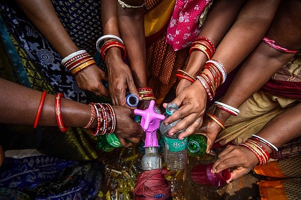 Water Crisis Kavundampalayam Housing Unit Residents Threaten Election