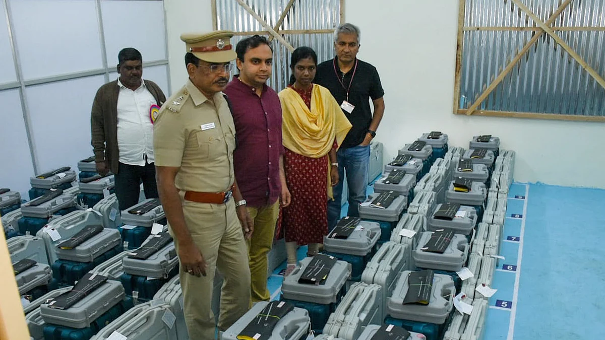 District Collector Aruna inspected the arrangements of strong rooms where the electronic voting machines have been kept at the government polytechnic college at Udhagamandalam on Saturday. 