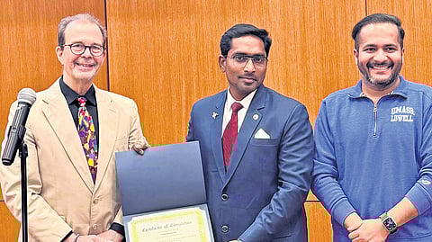 Irshad receives a certificate