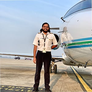 Indian-American pilot Gopi Thotakura to tour space on Jeff Bezos’ Blue Origin flight