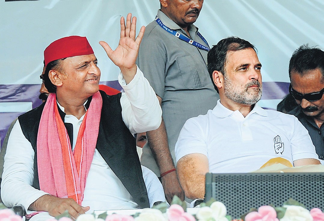 Rahul, Akhilesh see rich and poor divide in Varanasi fight - Vimarsana News