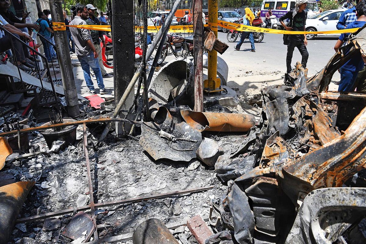 Delhi children's hospital fire: Police apprehends Baby care centre owner Naveen Kichi - Vimarsana News