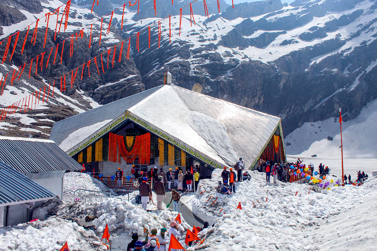 Char Dham Yatra: 58 deaths in 16 days alarm Uttarakhand's Health Department - Vimarsana News