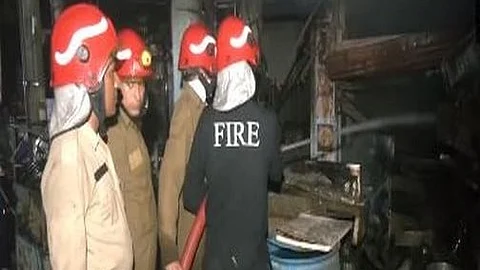Six injured after fire breaks out at INA market in south Delhi