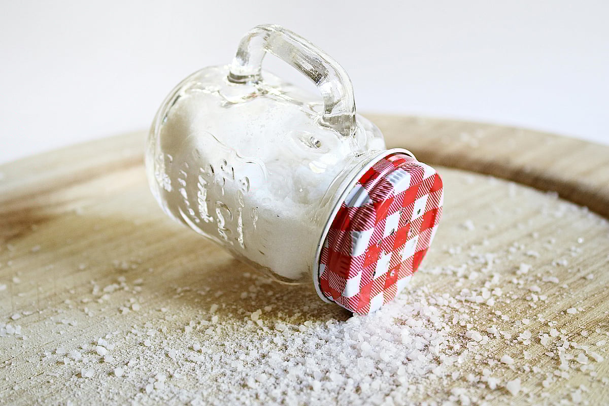 Study Finds Microplastics in All Indian Salt and Sugar Brands