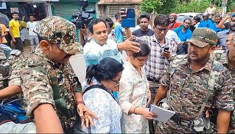 CBI officials arrive to meet the family members of the post graduate trainee doctor who was allegedly raped and murdered at Kolkata's R G Kar Medical Hospital, in North 24 Parganas, Thursday, Aug. 15, 2024.
