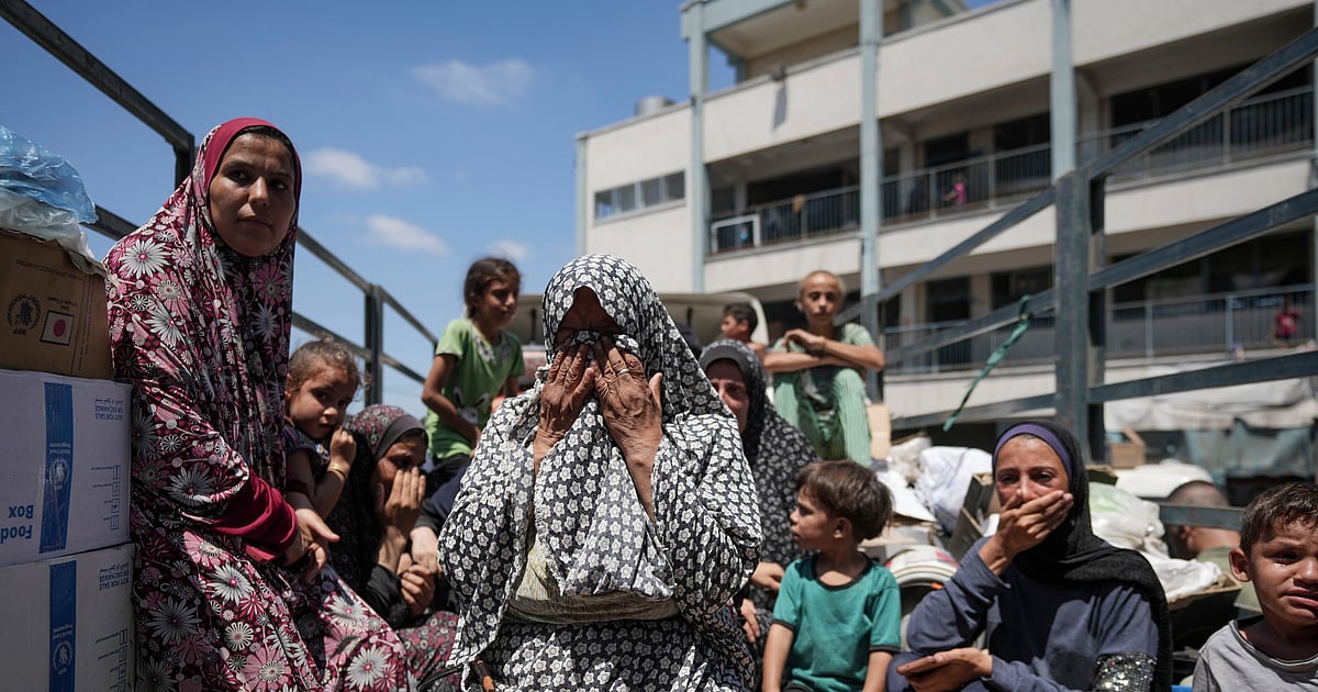 Besieged Gazans share shoes, wear same clothes for months Besieged Gazans share shoes, wear same clothes for months