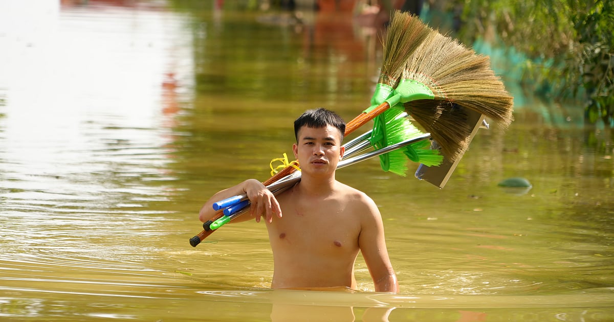 IN PICS | Vietnam typhoon: Death toll rises to 233 as more bodies found in areas hit by landslides and floods IN PICS | Vietnam typhoon: Death toll rises to 233 as more bodies found in areas hit by landslides and floods