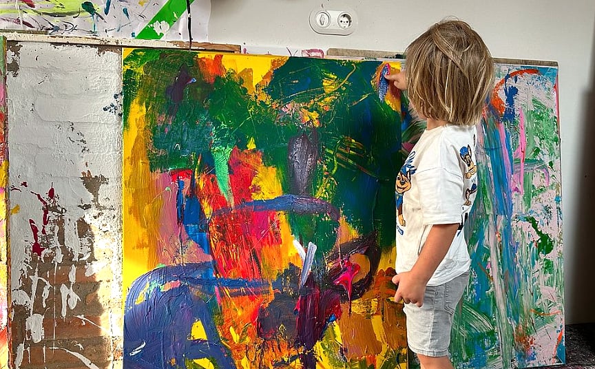 Germany's threeyearold "mini picasso" gains global art fame