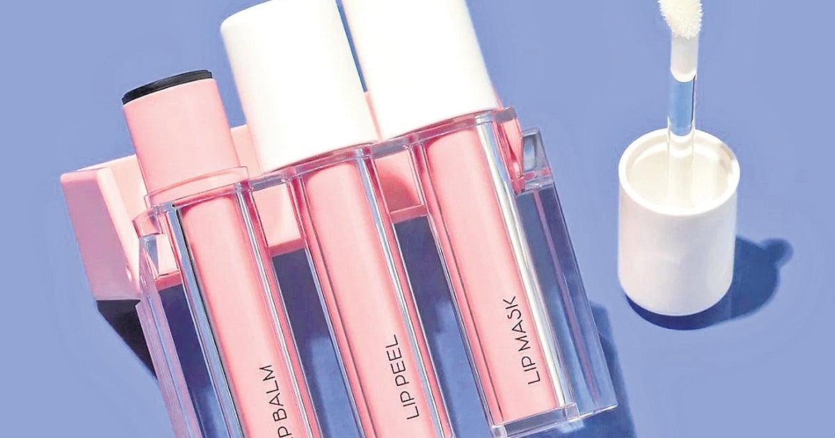 Supple lips on the go Supple lips on the go