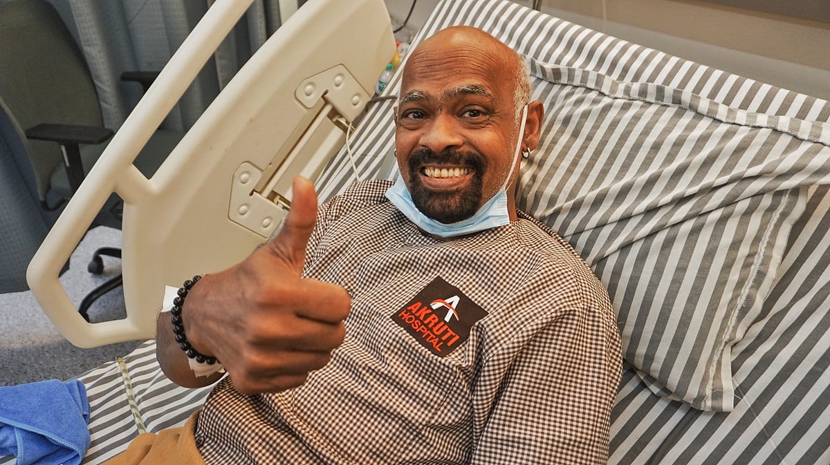 Kambli's hospital fever; Shinde pledges aid