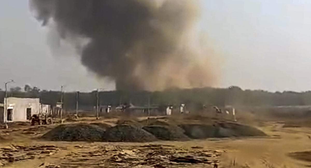 Ordnance factory blast in Bhandara kills eight.