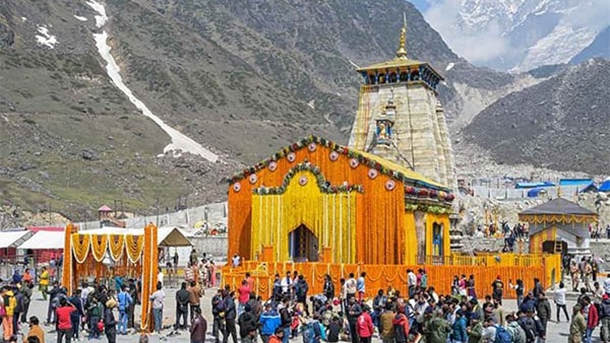 Chardham Yatra sees unprecedented offline registration surge; online slots full for May-June Chardham Yatra sees unprecedented offline registration surge; online slots full for May-June