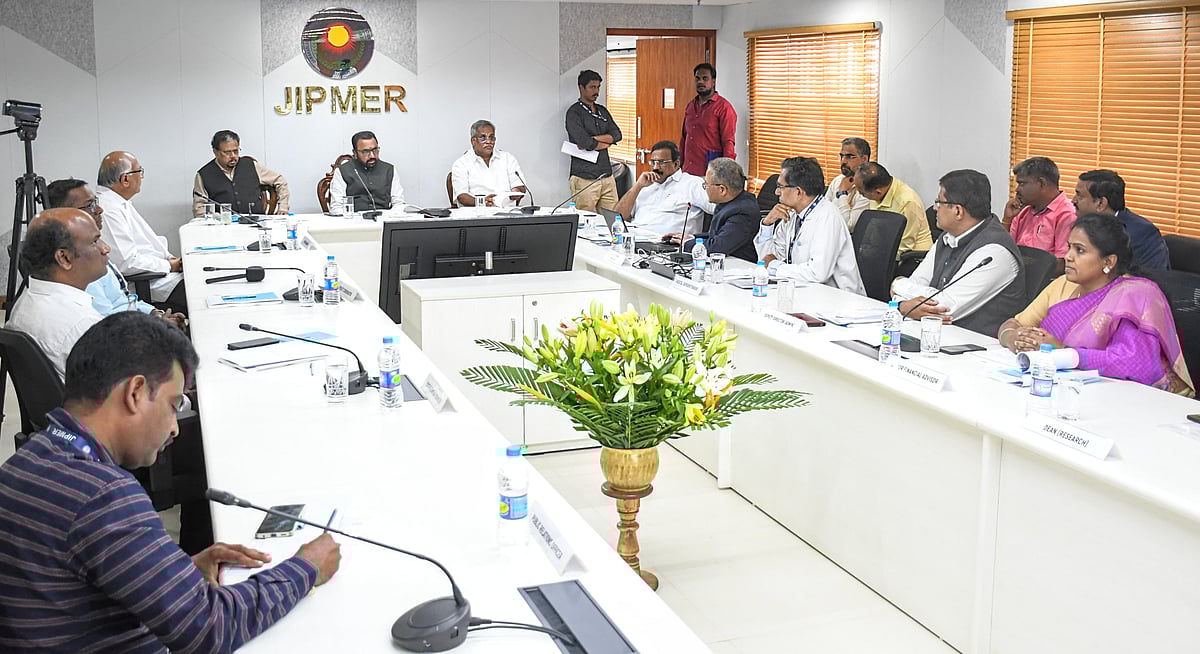 JIPMER to offer India's first integrated MBBS and Ayurveda course: Union  Minister