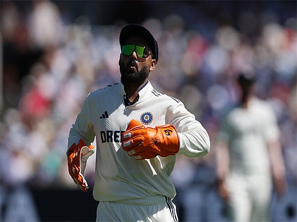 Rishabh Pant's Fitness Woes Worry India Before Crucial Fourth Test