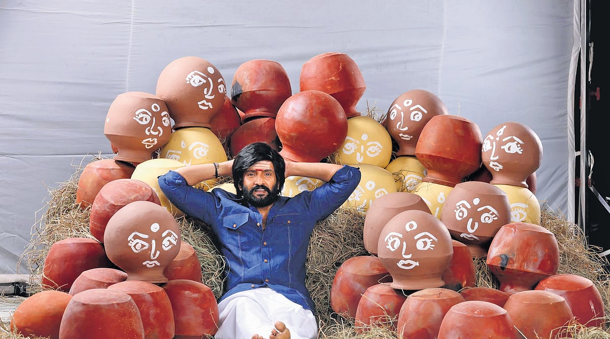 'Vadakkupatti Ramasamy' movie review: Enough laughs to make you forget ...
