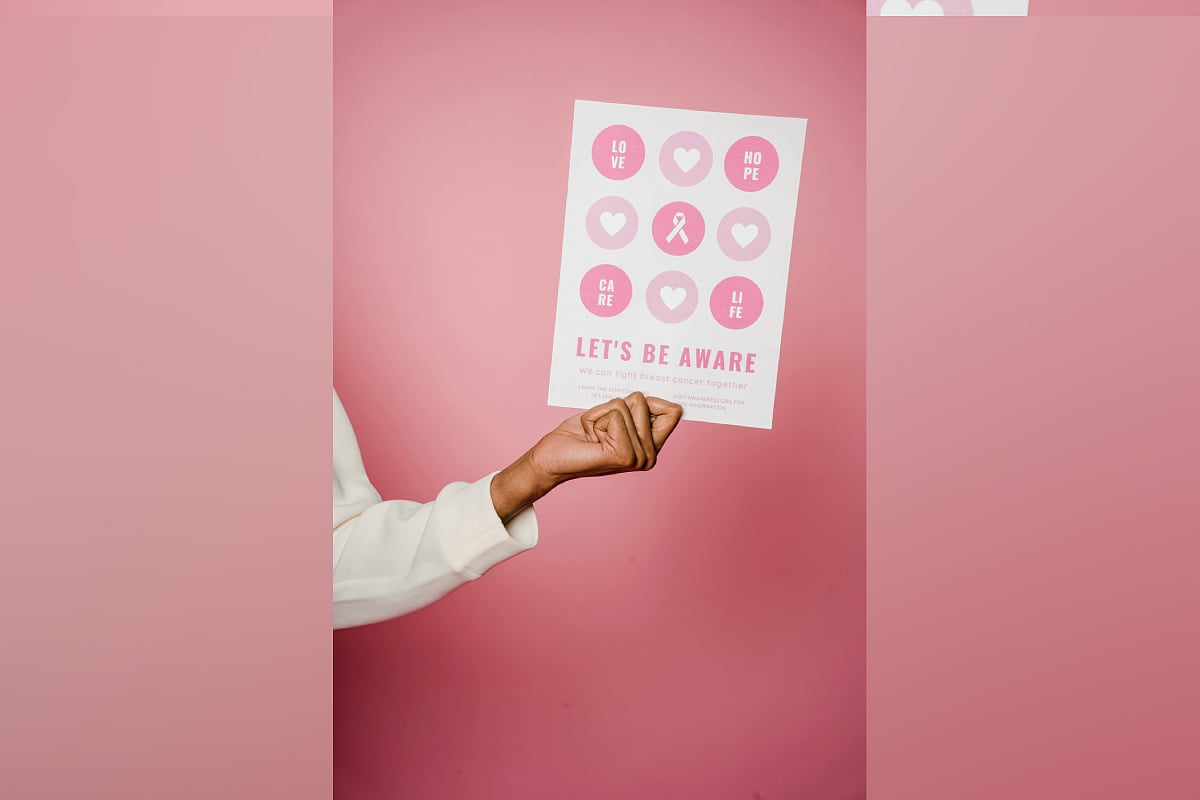 Dying cancer cells release particles postchemotherapy that can turn