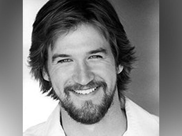‘Captain Marvel’ actor Kenneth Mitchell dies at 49 due to ASL