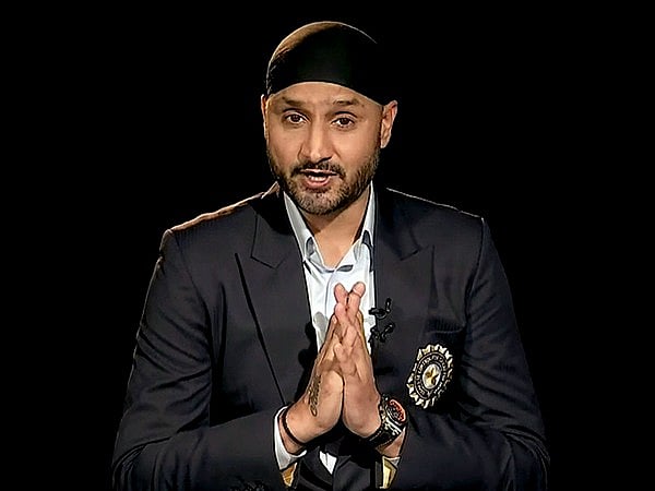 Bumrah is incomparable, he is superstar of IPL: Harbhajan Singh