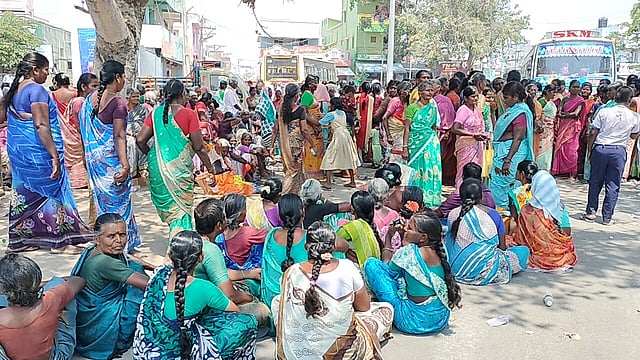 Arasadikadu villagers in TN stage seven-hour protest demanding proper road