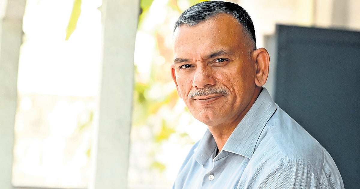Col Lamba Colonel Jangvir Lamba conquers the 'toughest race on earth' at Sahara's ...