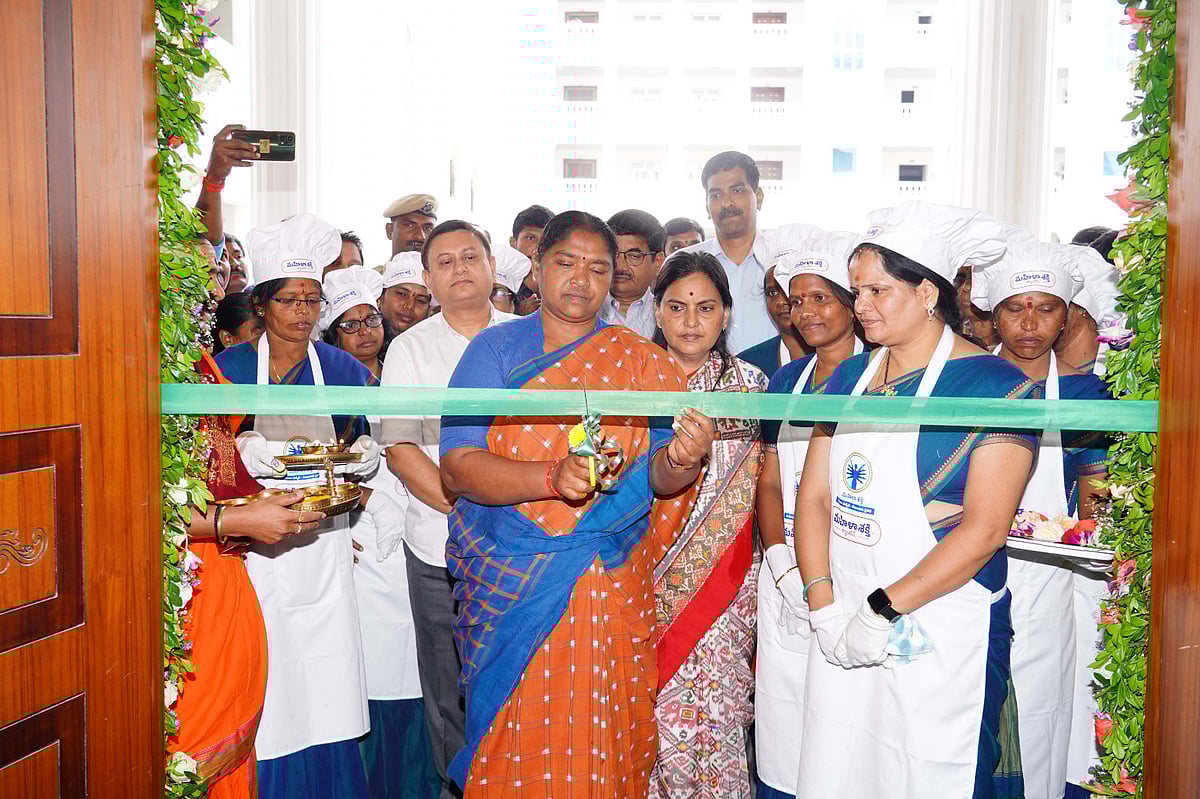 Hyderabad launches Mahila Shakti Canteens to empower women SHGs