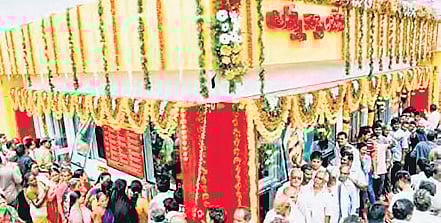 Telangana govt to set up 150 ‘Mahila Shakti’ canteens