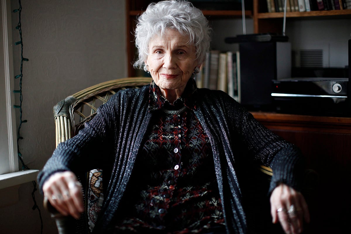 Educators wonder how to teach writings of Alice Munro in wake of daughter’s revelations