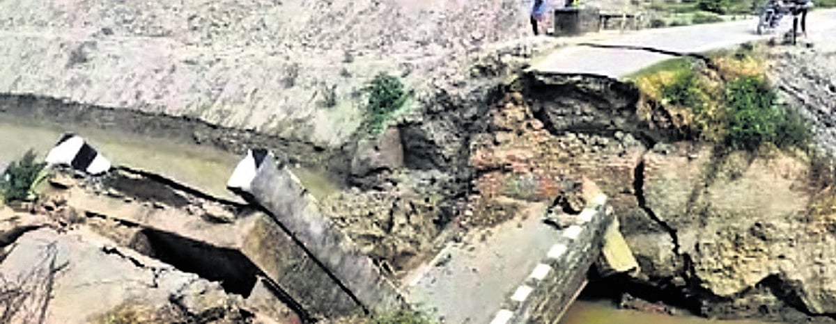 3 more bridges collapse in Bihar, 9th in 15 days