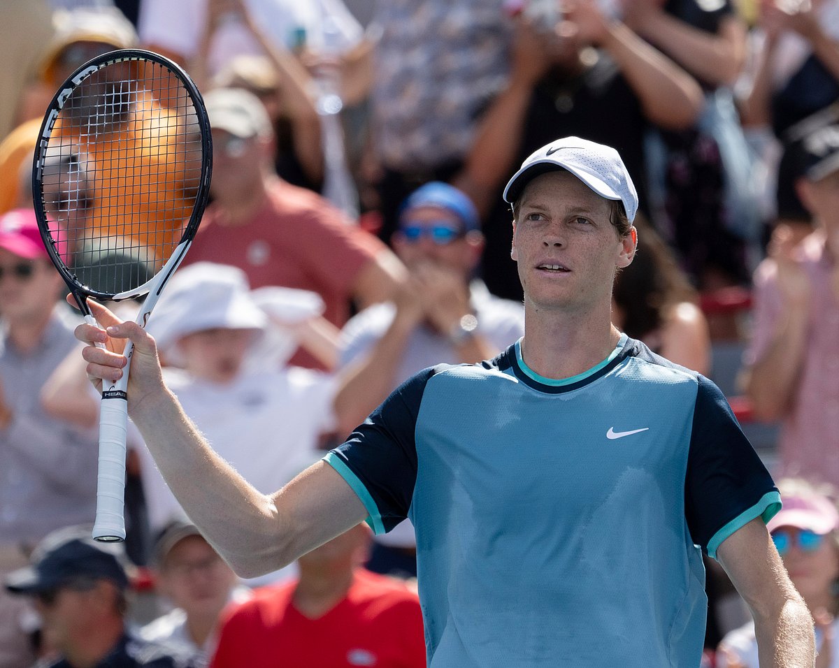 Jannik Sinner fired two of his team members over his positive steroid tests in March