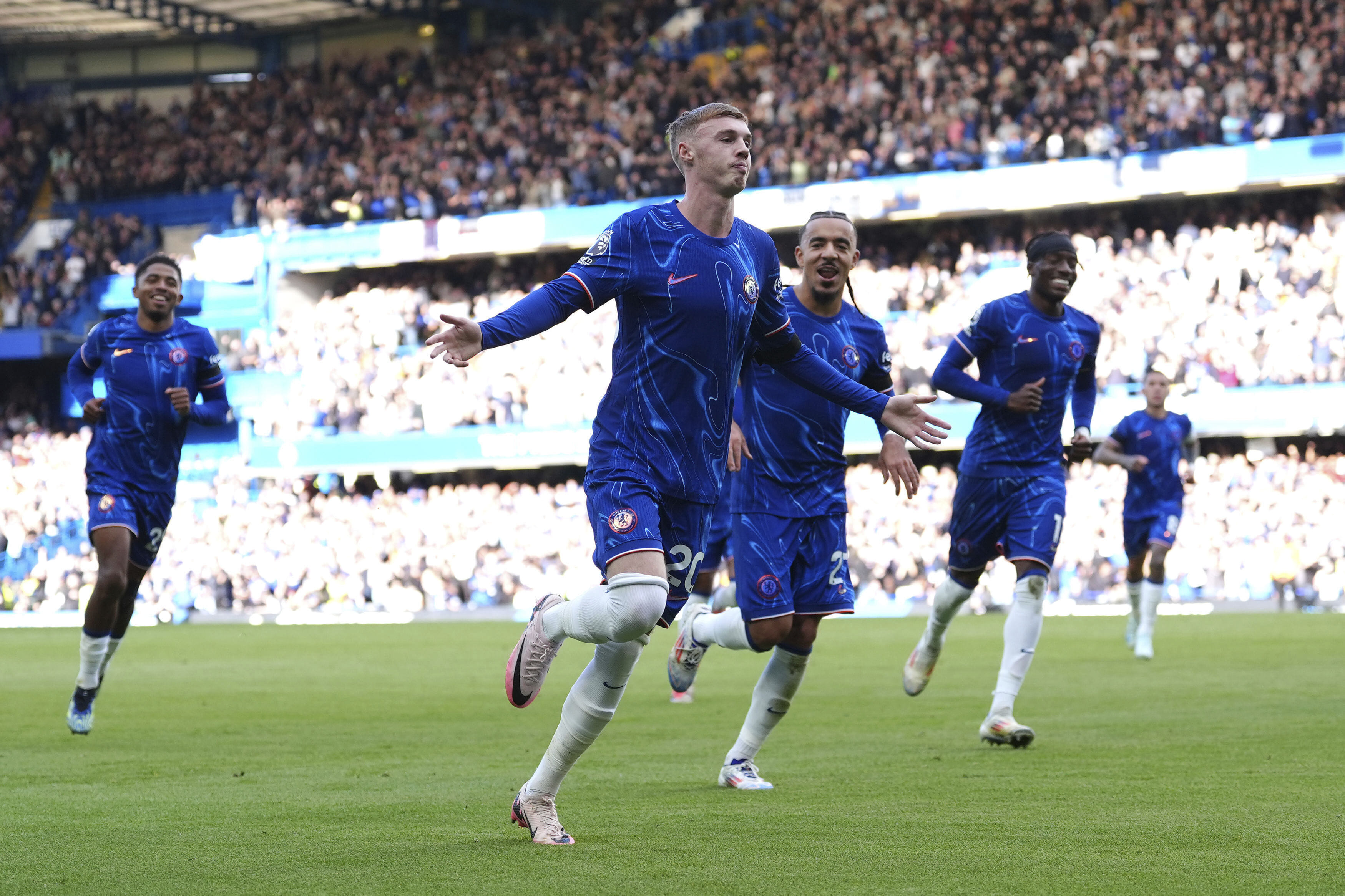 Chelsea’s Palmer hits four first-half goals to beat Brighton