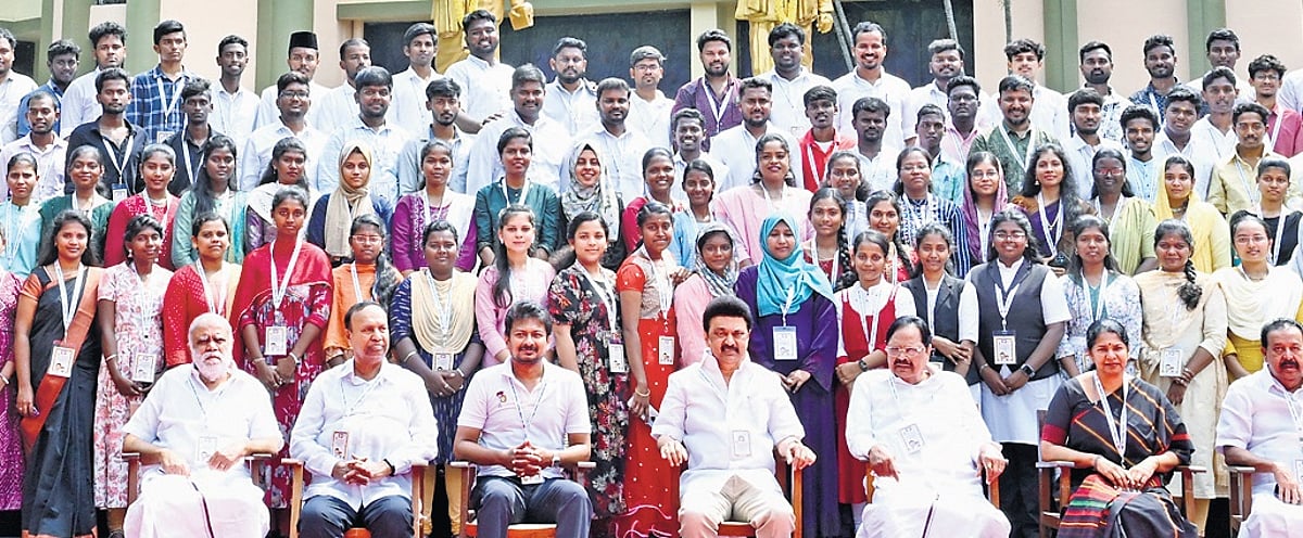 Stalin underscores importance of oratory skills