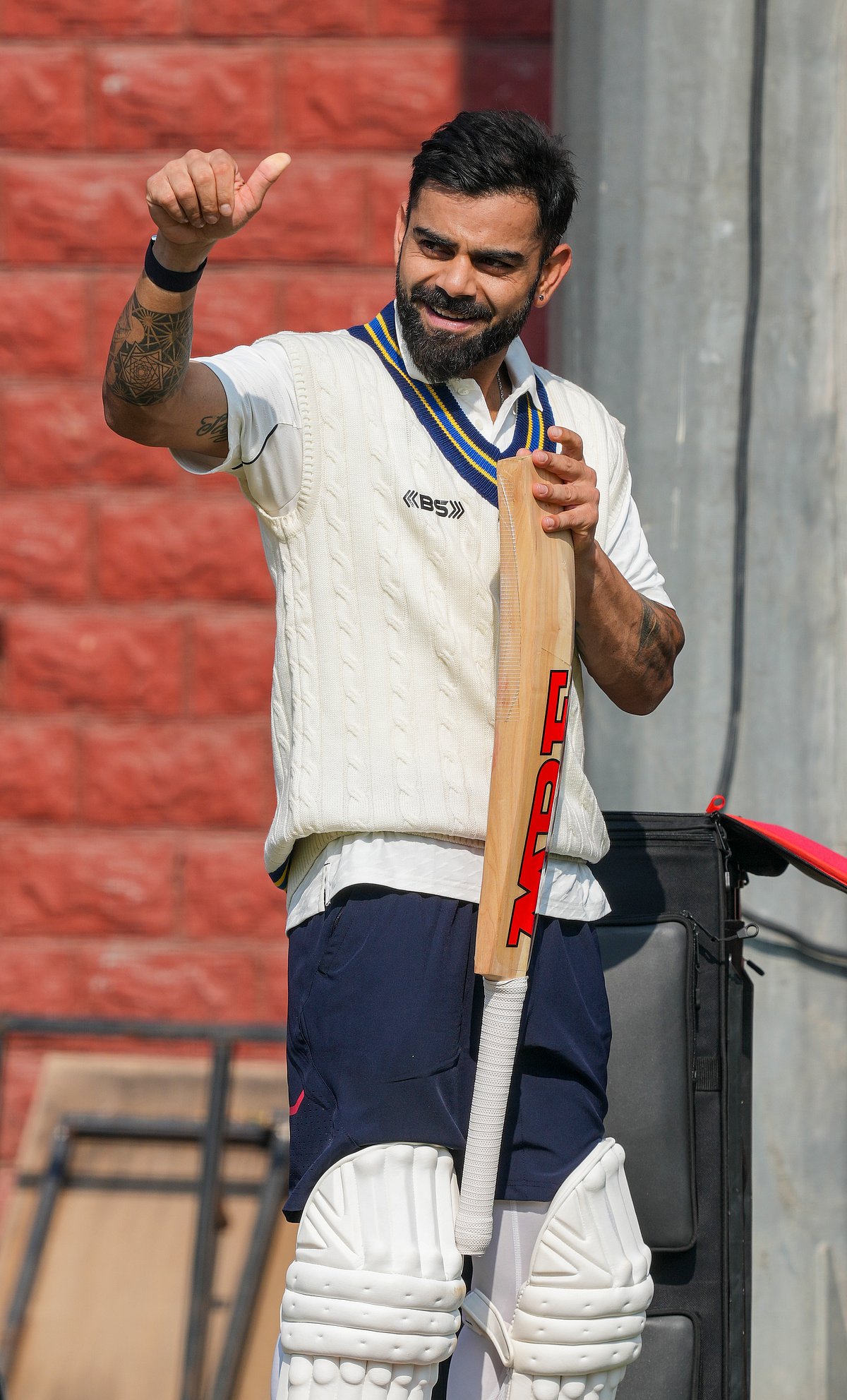 Kohli checks in at Kotla ahead of Ranji game, enjoys kadhi chawal