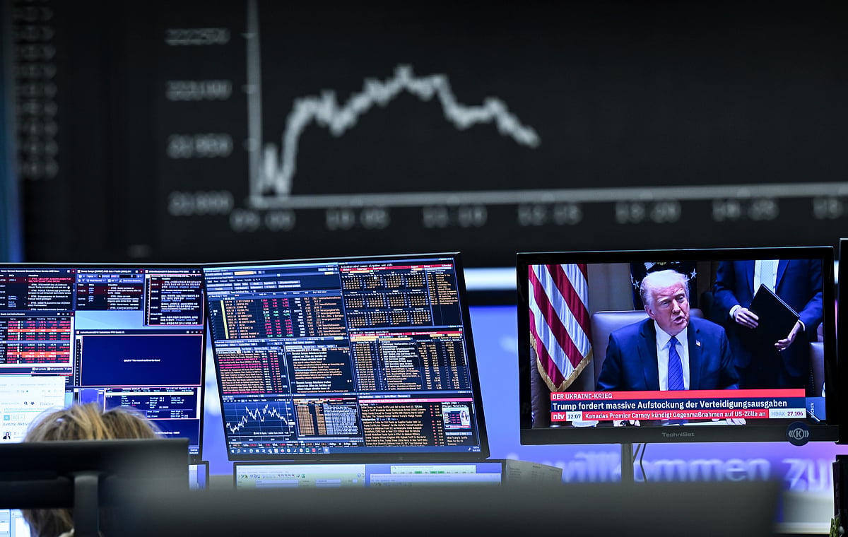 Strange sell-off in the dollar raises the specter of investors losing trust in the US under Trump