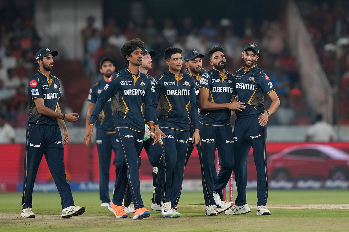 IPL 2025 | SRH vs GT:Siraj, Prasidh rattle SRH top order; hosts lose 4  wickets in 13 overs