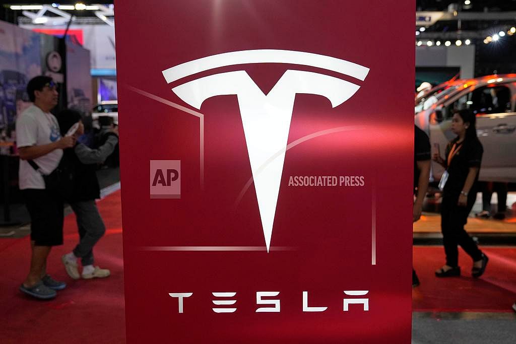 How Tesla and other companies are dealing with the uncertainty of the trade war