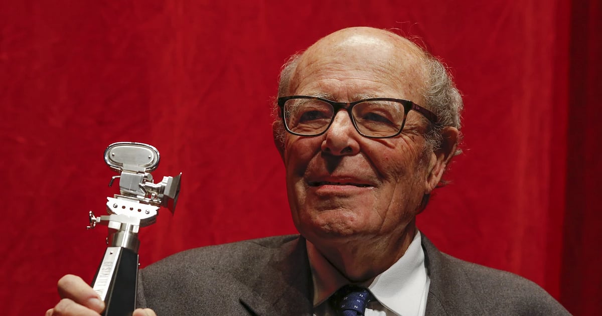 Marcel Ophuls, the Oscar-winning filmmaker who forced France to face its WWII past, is dead at 97 Marcel Ophuls, the Oscar-winning filmmaker who forced France to face its WWII past, is dead at 97