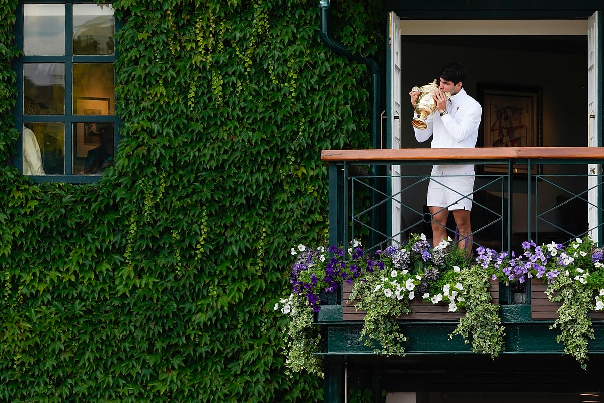 Carlos Alcaraz loves playing on grass and is trying to win a third straight title