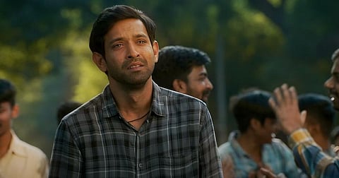 Book Review: 12th Fail - Haara wahi jo lada nahi! 
