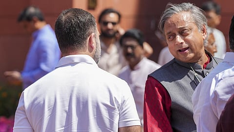 Tharoor Exits KPCC Maha Panchayat, Rift with Congress Deepens