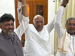 Kharge Meet Fuels Karnataka Power Shift Speculation