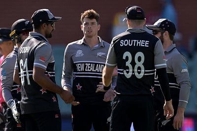 New Zealand became the first team to qualify for the semifinals of the Men's T20 World Cup 2022 .